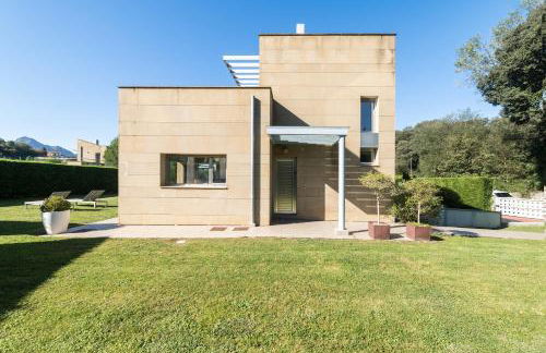 helloasturias, Casa en Llanes con piscina, jardín, cerca de la playa. - Foto 49