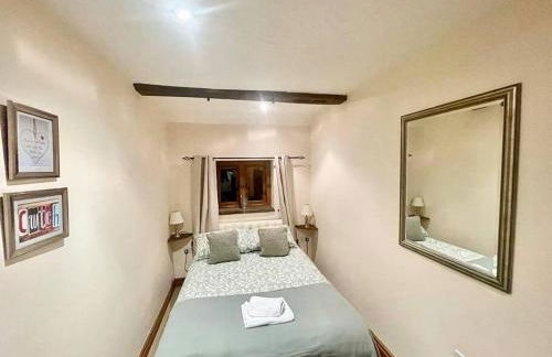 RURAL stone barn with Log Burner, tranquil setting - Foto 28