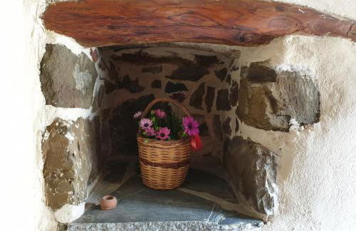 Chios Houses, beautiful restored traditional stone houses with an astonishing seaview - Foto 17