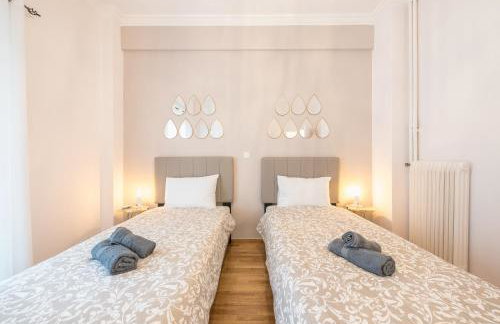 Golden Comfort With Courtyard By Greece Apartments - Foto 19