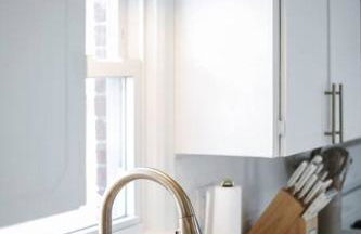 End Zone Escape-Light and Bright HOF Village Home - Foto 18