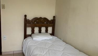 Kitnet ao lado do centro - Foto 4