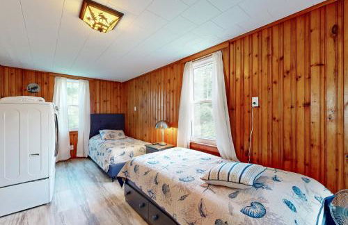 Acadia Lights Cottage - Photo 22