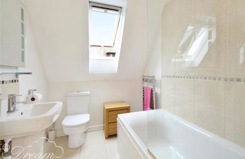 Fossil Barn - Photo 9