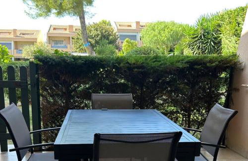 Appartement Hélène 200m plage, piscine et terrain de tennis - Foto 9