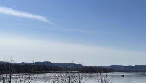 Dragonfly Nest, cabin vibe, river views - Foto 4