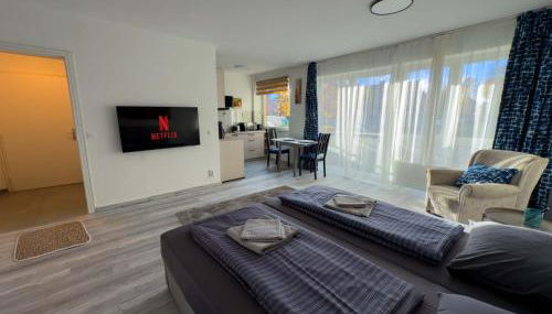 Ruhiges saniertes Apartment bei Hamburg Parkplatz Balkon WLAN - Foto 4