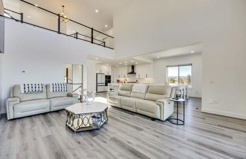 Group Getaway in Monument! High-End Home with Views - Foto 7