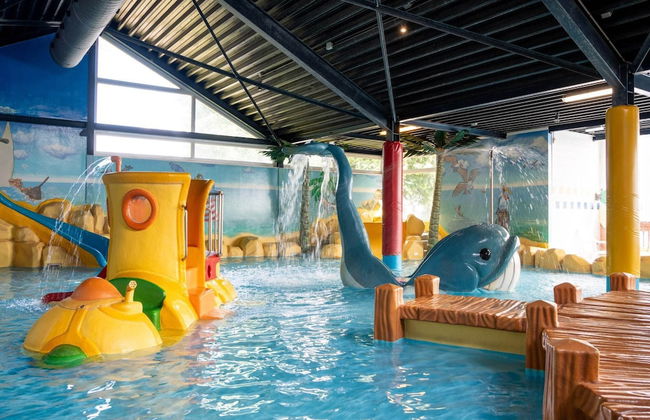 Chalet in Groningen With Spacious Veranda - Foto 13