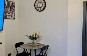 Crystal Palace Stylish gfloor 1bed apartment,3 minutes walk to Crystal palace station - Foto 13