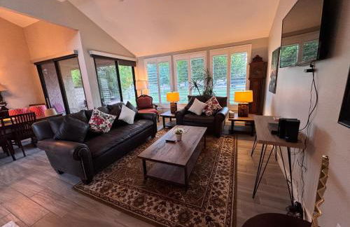 Charming & Cozy 2-Bedroom in the Heart of Cathedral City! - Foto 13