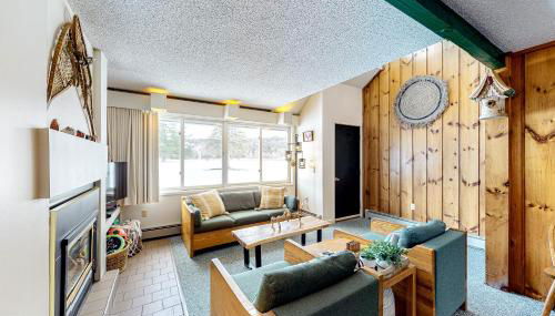 Village Green Unit 8F - Foto 3