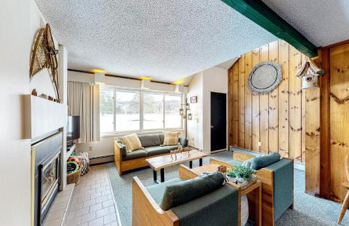 Village Green Unit 8F - Foto 3