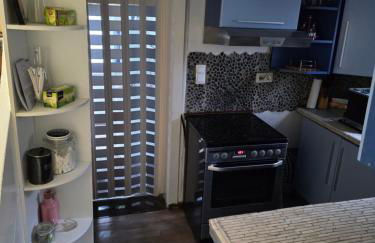 Mary Haus in Biebertal-Bieber, mit 2 Apartament und 4 Zimmer, 1 fur 2 und eine fur 6, In Nahe Gießen und Wetzlar mit WLAN, Parkplatz, 2 Badezimmer - Photo 28