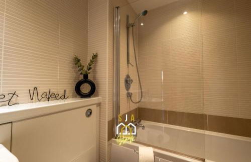 Mackie Residence - SJA Stays - 3 Bed Apartment with parking - Foto 38