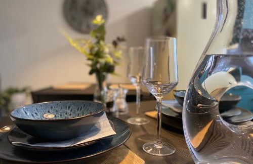 Cosy 4 Bedroom Town House with Mountain views, Private garden and ease of access into Abergavenny - Foto 22