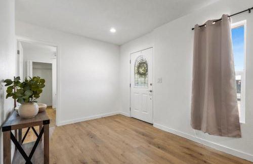 l NEW l Fully Remodeled 3BR 2BTH l 1 Min to Veterans Memorial Park - Foto 40