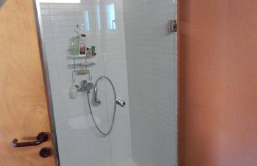 Villa with swimming pool and tennis/basketball court - Foto 27