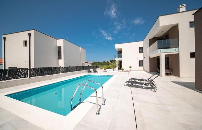 Vrsi Beautiful Apartments With Pool - A2 - Photo 14