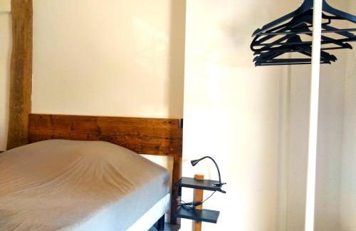 "La Case" - Magnifique ferme rénovée au cœur de la nature - Piscine privée sans vis-à-vis - Vue dégagée - Jardin - Stationnements gratuits devant la propriété - Belles prestations - Foto 64