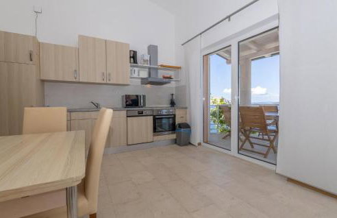 Amazing Apartment In Lukovo With Wifi - Foto 3