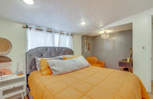 Walk to Memorial Stadium Family Home with Patio - Foto 14