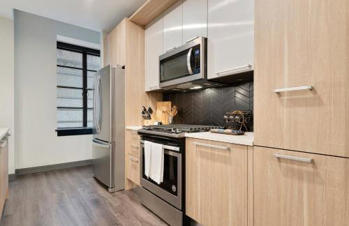 Experience Downtown Chicago at Millennium - Luxury Apartments in The Loop - Photo 23