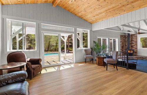 6 BR 4BA Redwood Retreat w Pool - Foto 2