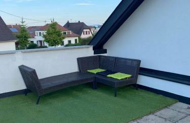 Le Havre by Leslodgespa - Confort et élégance, terrasse privée, proche de l'aéroport et de Bâle - Foto 21