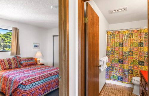 Waterfront Condo right on the Pacific Ocean - Photo 5