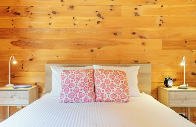 Secluded w/ Deck Views, Hot Tub, & Ping Pong Hudson in the Berks by Avantstay - Foto 33