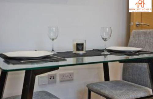 Modern 1 Bed Apartment in Central Bridgwater Ideal for Contractors & Long Stays - Foto 5