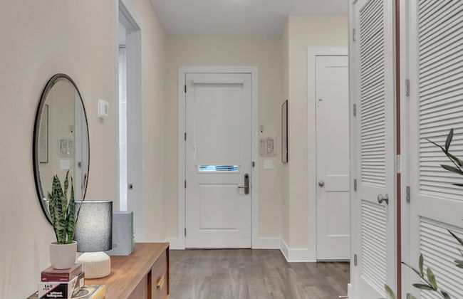 The Grove by AvantStay – Stylish Group Stay with Private Bathrooms - Foto 15