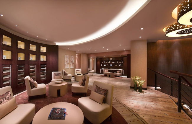 Grand Hyatt Residence - Photo 27