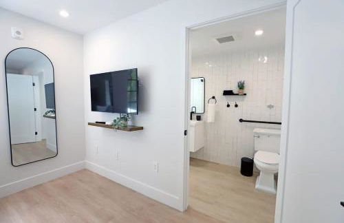 6 Bedroom Villa with Pool & Parking in Heart of South Beach Miami - Foto 45