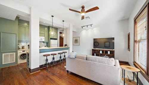 Historic loft in downtown Galveston close to everything - Foto 4