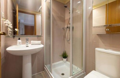 Lets Holidays Apartment Sea Views in Barcelona - Foto 29