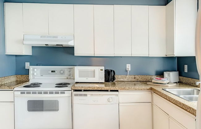 Rosellen Suites At Stanley Park - Foto 37