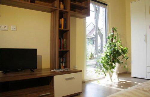 Ferienwohnung mit Balkon in Schmölln - Foto 2