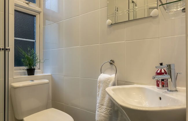 Endell Street - Photo 12