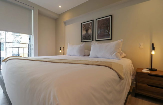 w Charming 2BR w Balcony in Miraflores - Photo 23