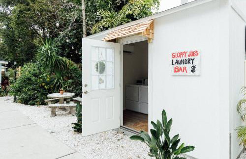 Hemingway KeyWest Vibes-mid term 2BR/1ba | St Pete - Foto 51