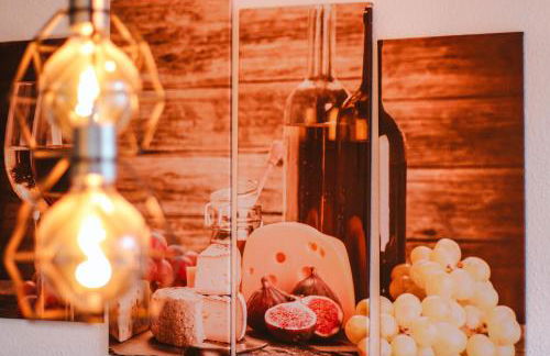 Moderne FeWo, nähe Bahnhof, Balkon, Burgblick, Boxspringbett, Waschtrockner - Foto 7