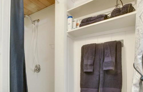 Sun-Soaked Studio with Pool Access in Lake Worth! - Foto 17