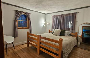 Executive Suite with Private Kitchen, Bath & Parking - Foto 3