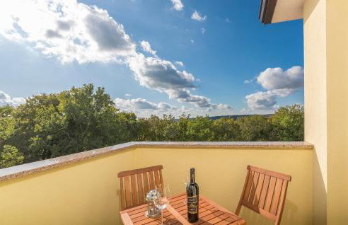 Villa Marilu, modern villa with pool near the sea - Foto 43