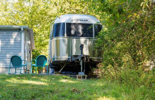 Cozy 1BR Airstream near Leipers Fork - Sleeps 3 - Foto 12
