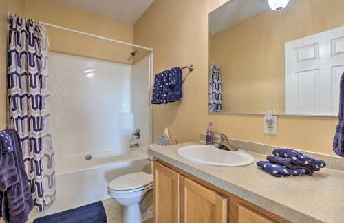 Family Farmhouse on 160-Acre Ranch with Hiking Trail - Foto 18