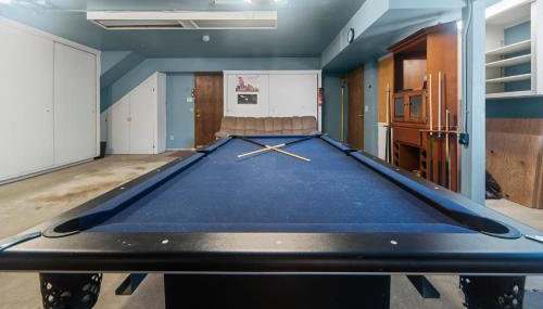 Avalon Retreat - A well-furnished cabin with a pool table and a Hot Tub! - Foto 3, Game Room