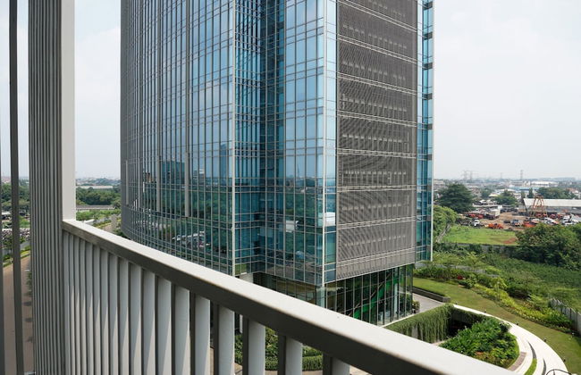 Comfy Studio Ciputra International Apartment - Photo 37